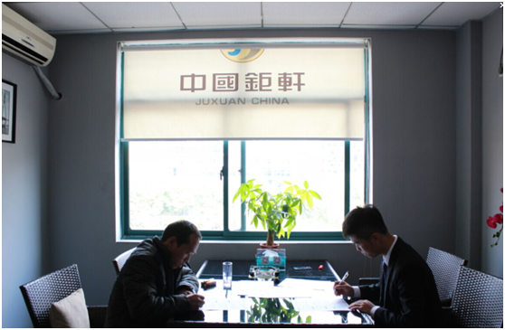 中国钜轩河南大灯修复、轮毂修复、快速补漆加盟商游总